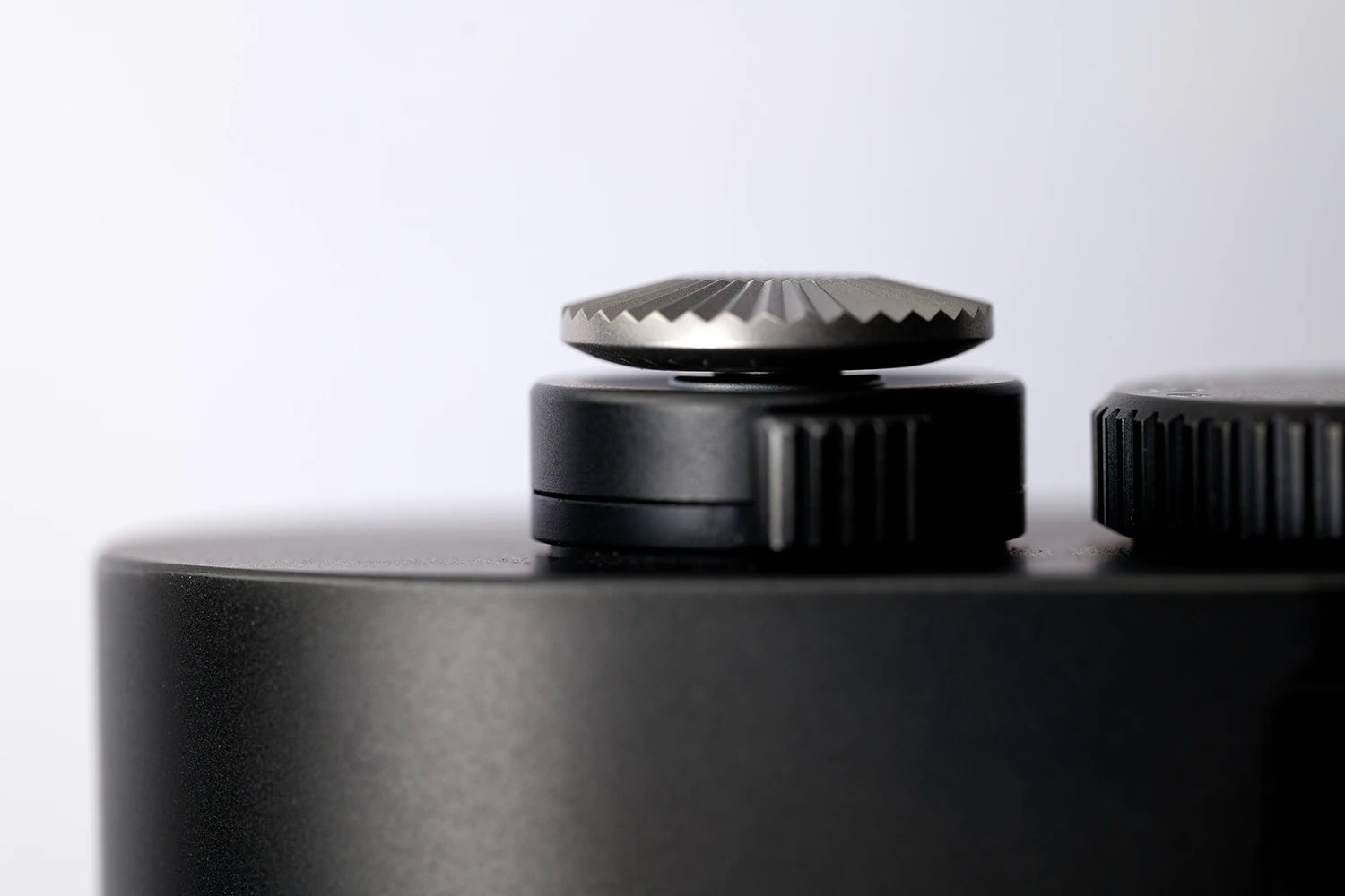 air-clicker-tahusa-soft-release-button-leica-rangefinder-camera-shutter-screw-thread-photography-accessory-stainless-titanium-grey-14