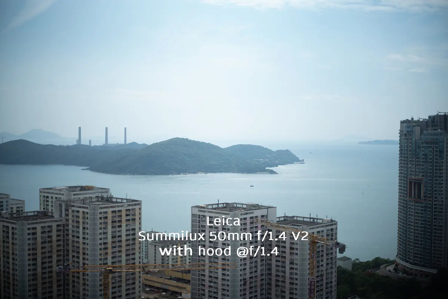 leica-summilux-vignette-50-lux-v2-with-hood-_1.4-copy-1