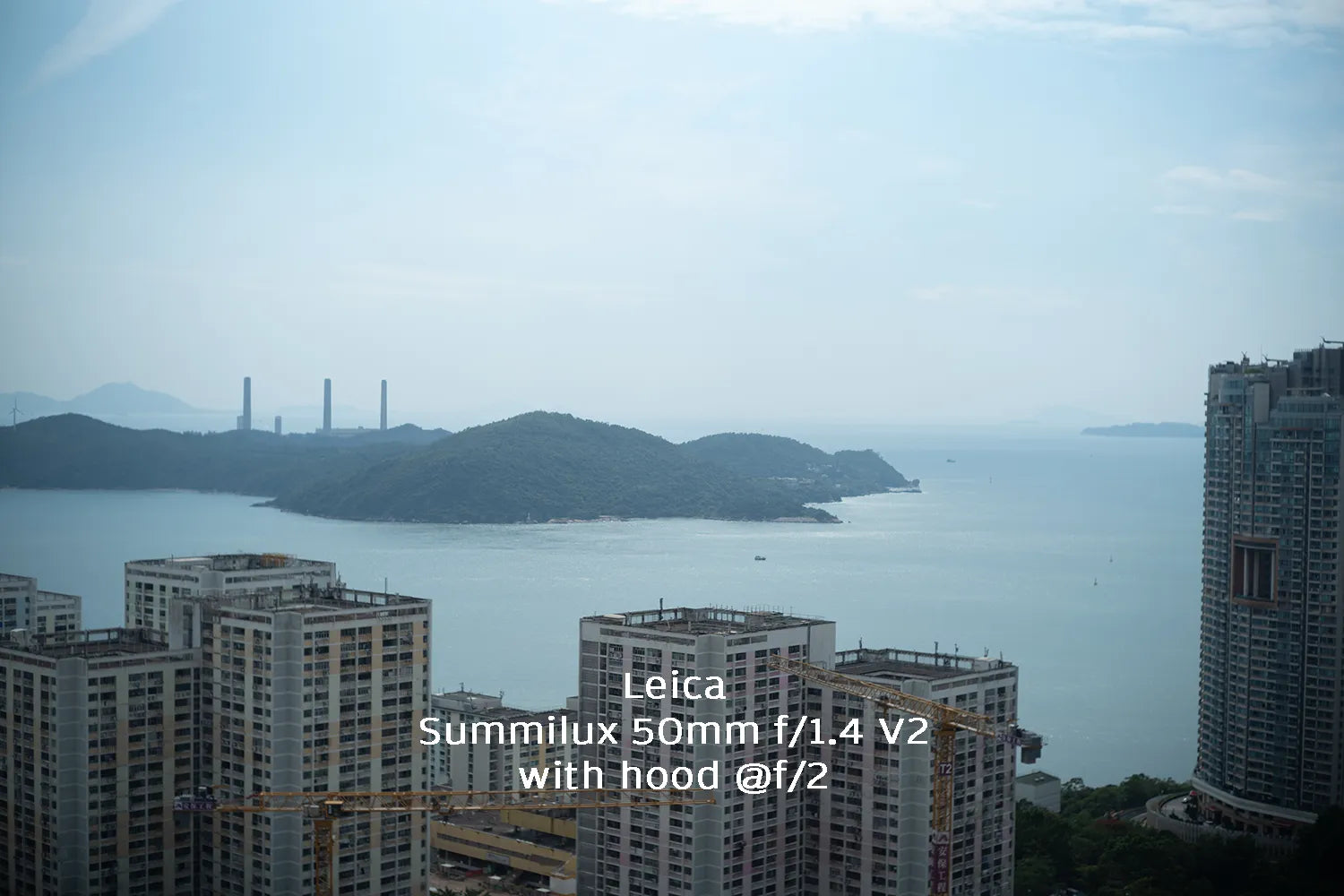 leica-summilux-vignette-50-lux-v2-with-hood-_2-copy_1114f84e-5206-4177-a704-8967769a3da9