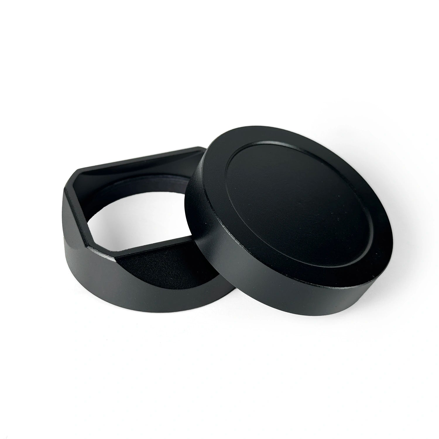 square-lens-hood-leica-summicron-35mm-f2-35-III-v3-version-3-6-element-elements-shade-accessories-camera-versions-black-screw-9_f6c3a778-6644-40b1-8304-cb8294b31e33