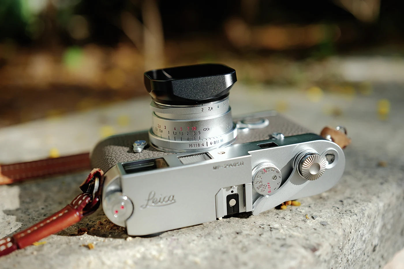 square-lens-hood-voigtlander-ultron-35mm-f2-35-asph-vm-m-mount-camera-leica-look-lh12-lh-12-option-black-17