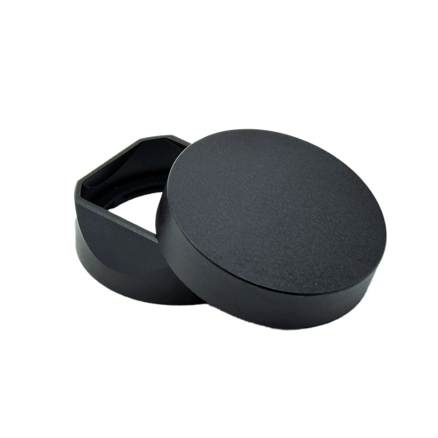 voigtlander-35mm-f1.5-1.5-35-nokton-asph-aspherical-AA-lens-hood-brass-sleek-made-square-style-fit-stylish-design-alternative-replacement-black-bottom-m-mount-LH12-cover-cap-front-2_0aa63332-8a0e-400c-91e0-70274827b136