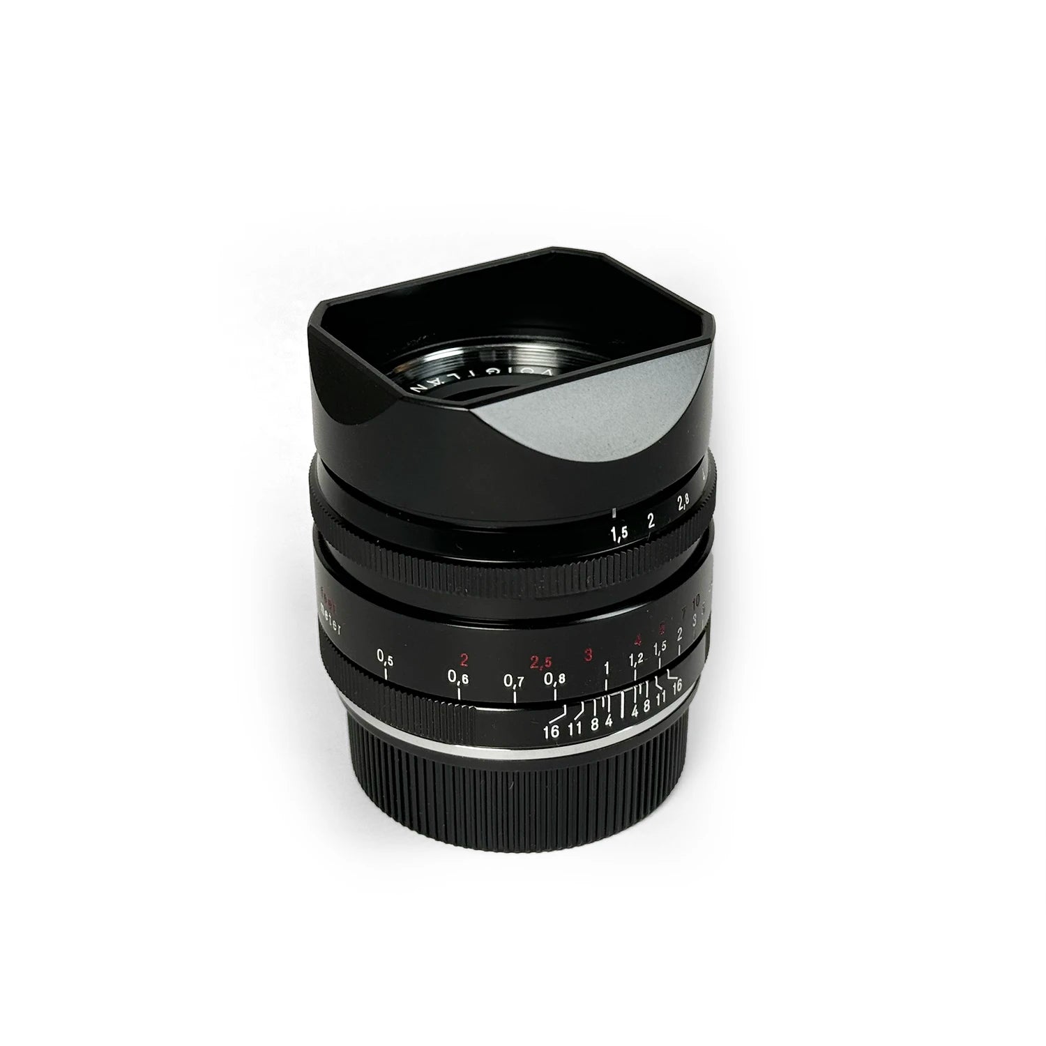 voigtlander-35mm-f1.5-1.5-35-nokton-asph-vm-aspherical-AA-lens-hood-brass-made-square-style-fit-stylish-design-alternative-replacement-black-paint-leica-m-mount-improved-4