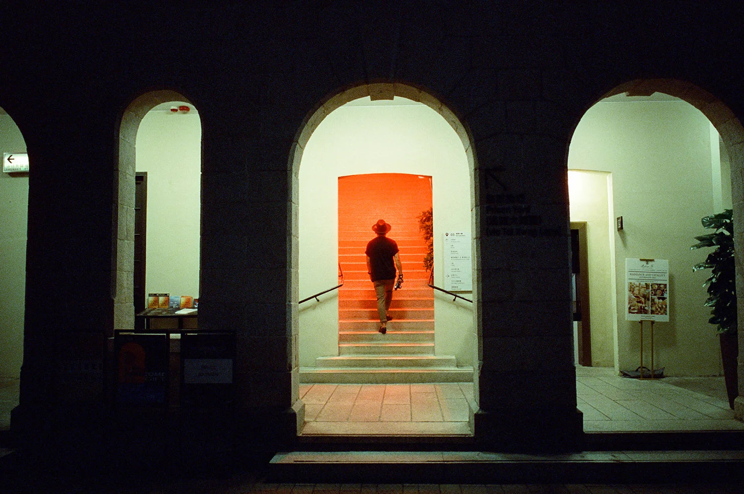 Hong Kong After Dark: A Night Street Photography Workshop