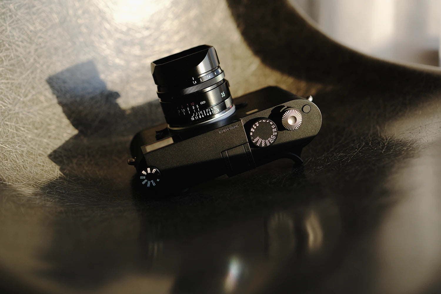 tahusa-shop-banner-air-clicker-soft-release-lens-hood-square-voigtlander-nokton-35mm-1.5-leica-monochrom-m11m-8